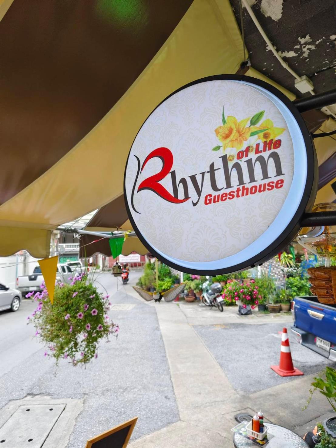 Rhythm Of Life Guesthouse 56 Bangkok Exteriör bild
